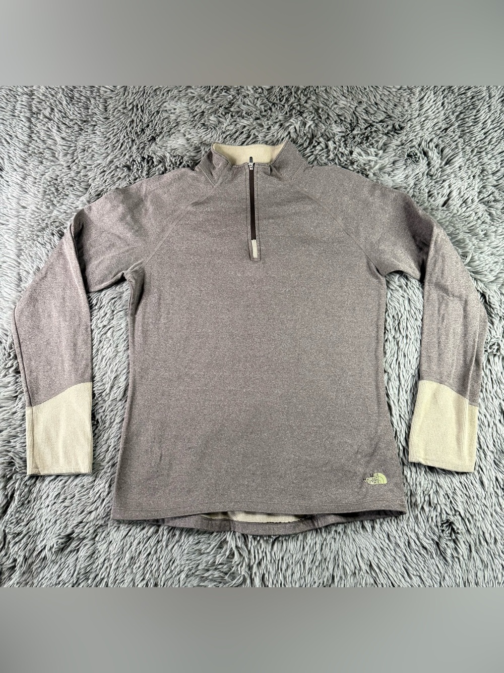 The North Face VaporWick Women’s Medium 1/4 Zip Pullover Gray Beige Athletic Top